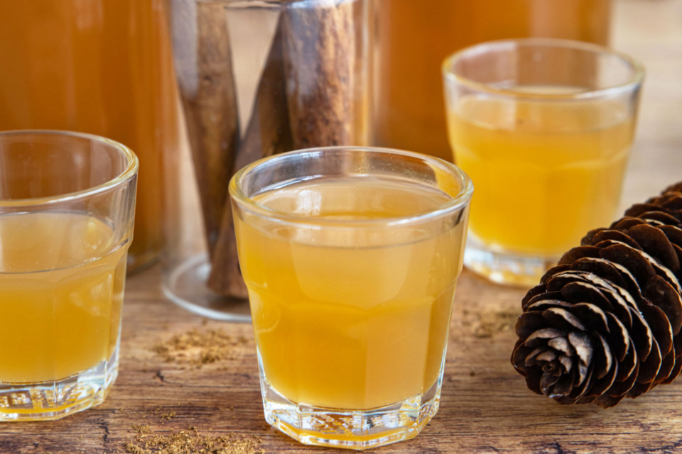 Apfel-Zimt-Likör | Apfellikör | Rezept