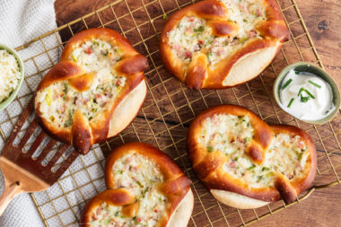 Flammkuchen-Brezel