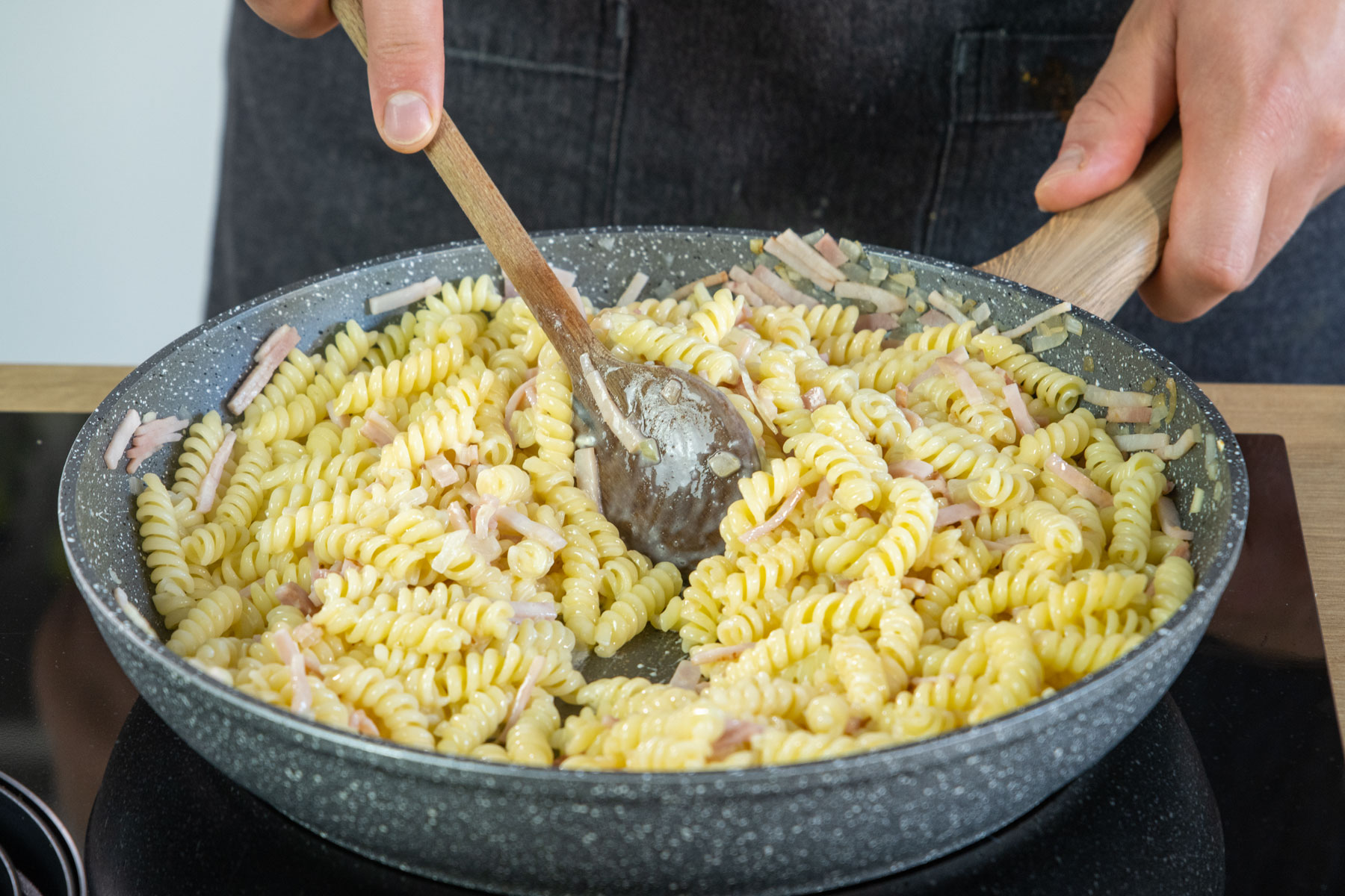 Klassische Schinkennudeln nach Omas Rezept