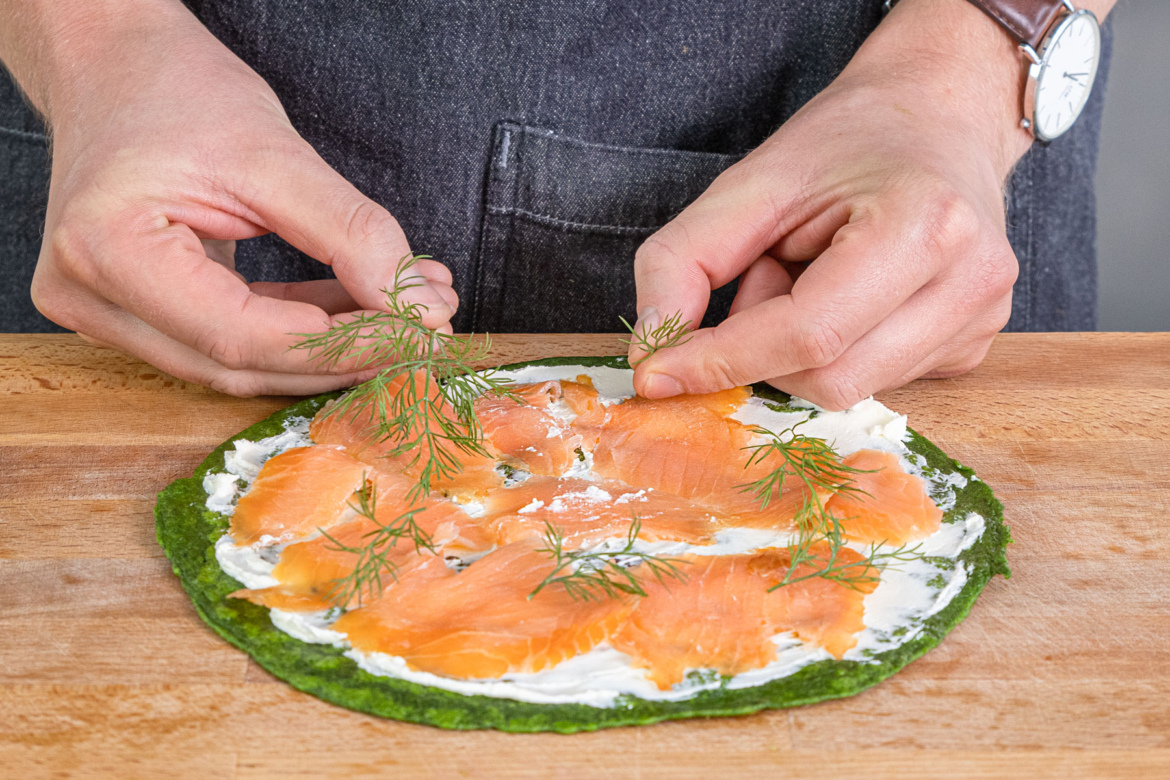Lachs-Röllchen mit Frischkäse | Rezept- eat.de