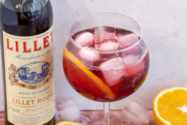 Lillet Rouge mit Tonic