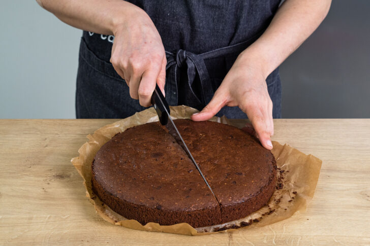 Kuchenboden halbieren
