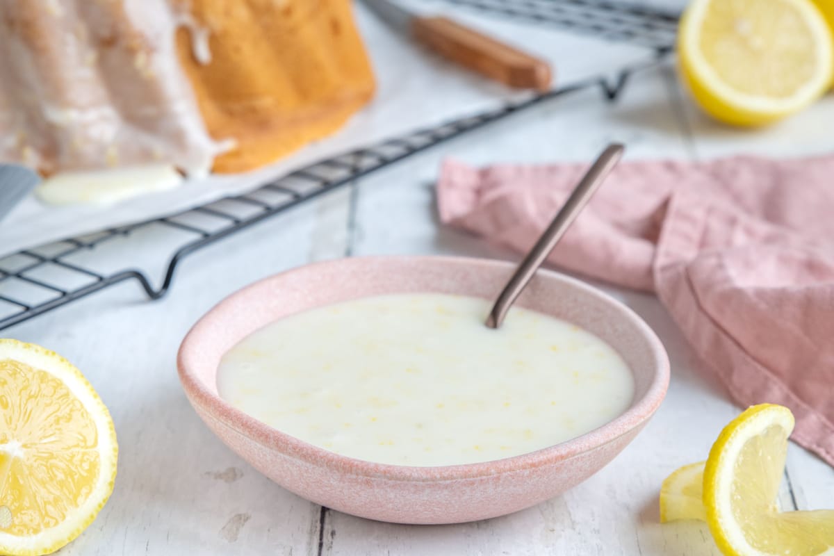 Zitronenglasur | Rezept - eat.de