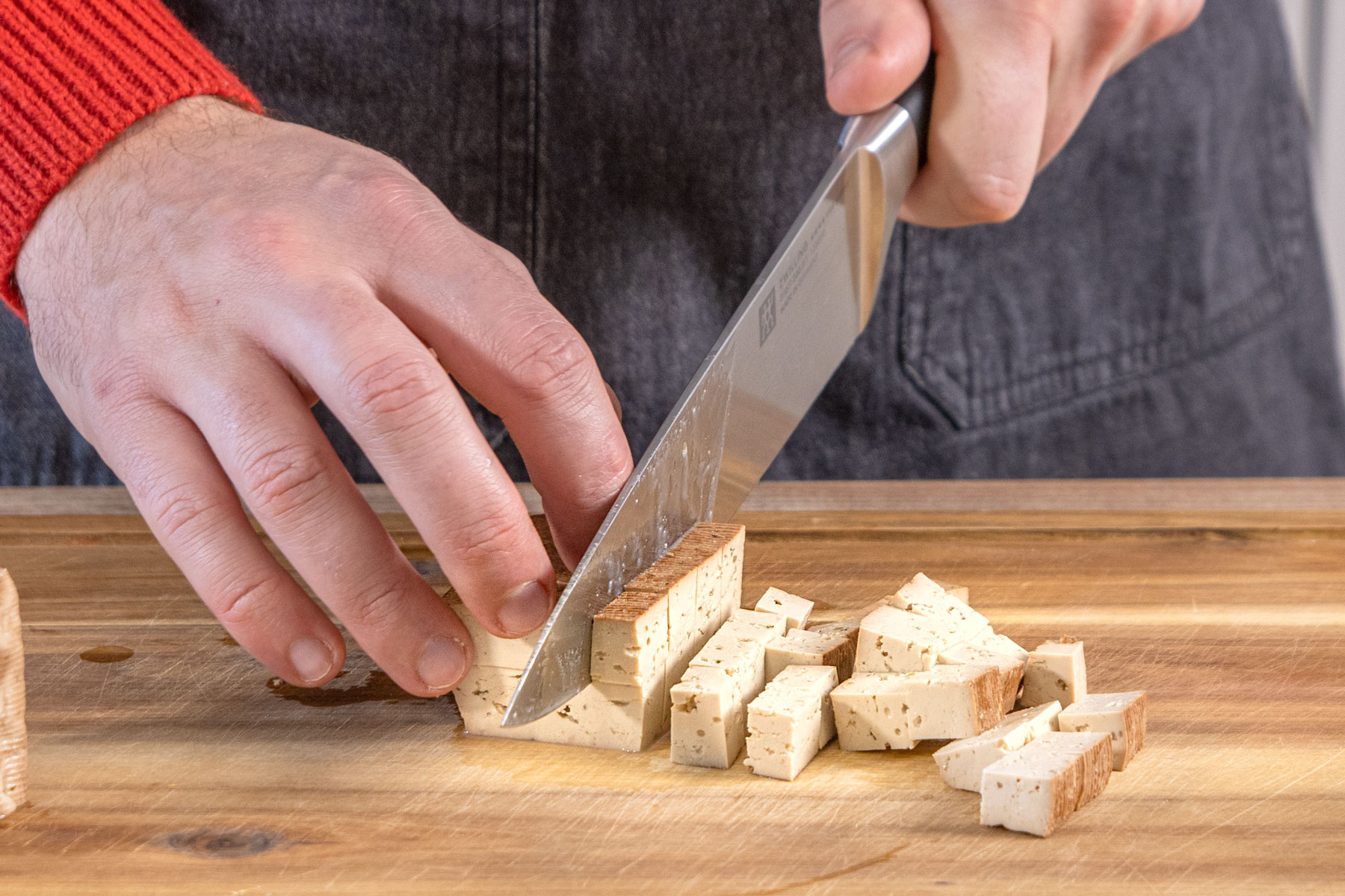 Tofu würfeln