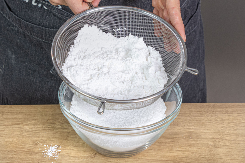 Wie Macht Man Zuckerguss Ohne Puderzucker Zuckerguss Grundrezept | Rezept