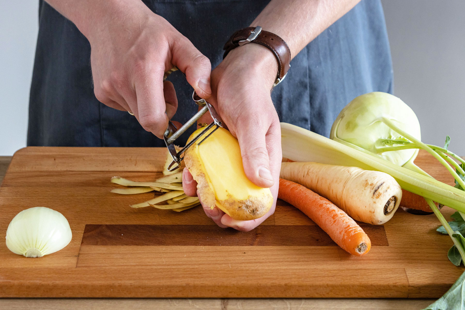 Omas klassische Gemüsesuppe mit Rindfleisch | Rezept