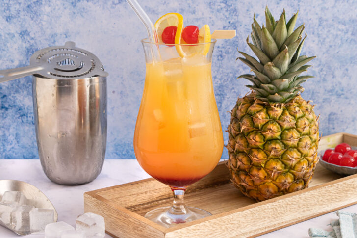 Bahama Mama Cocktail