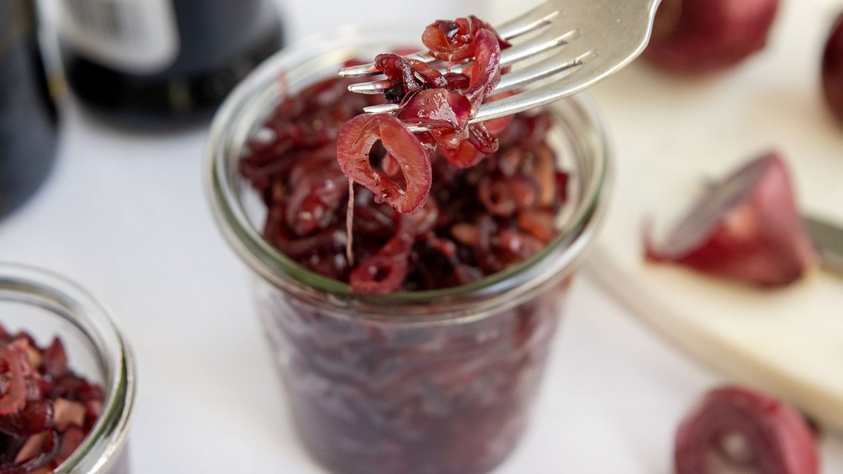 Karamellisierte Balsamico-Zwiebeln | Rezept - eat.de