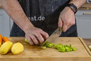Sellerie schneiden