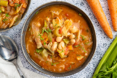 Klassischer weißer Bohneneintopf nach Omas Rezept