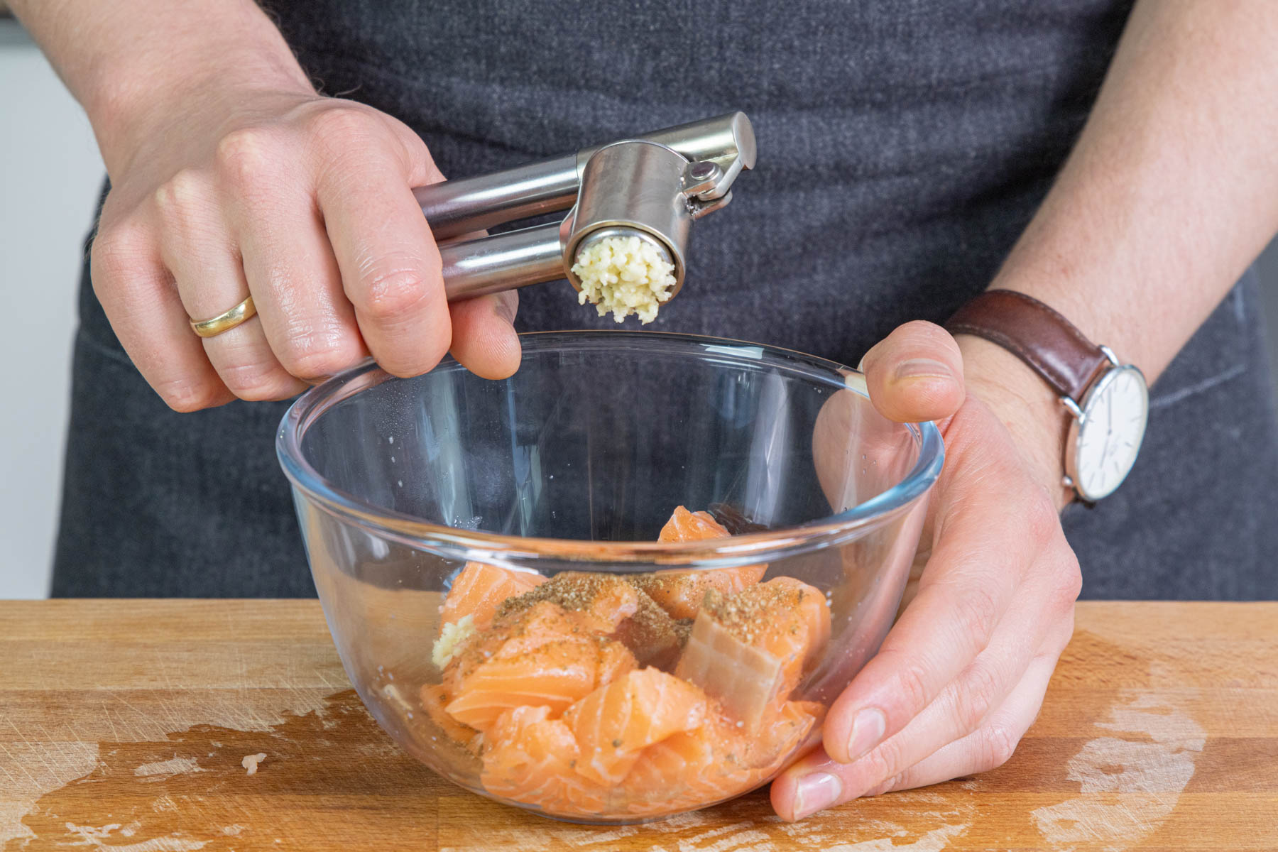 Knoblauch dazugeben