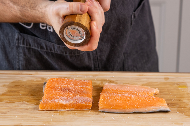 Lachsforellenfilet mit Haut im Backofen | Rezept