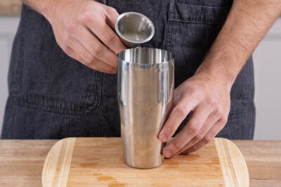 Alles in den Shaker geben