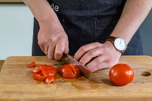 Tomaten schneiden