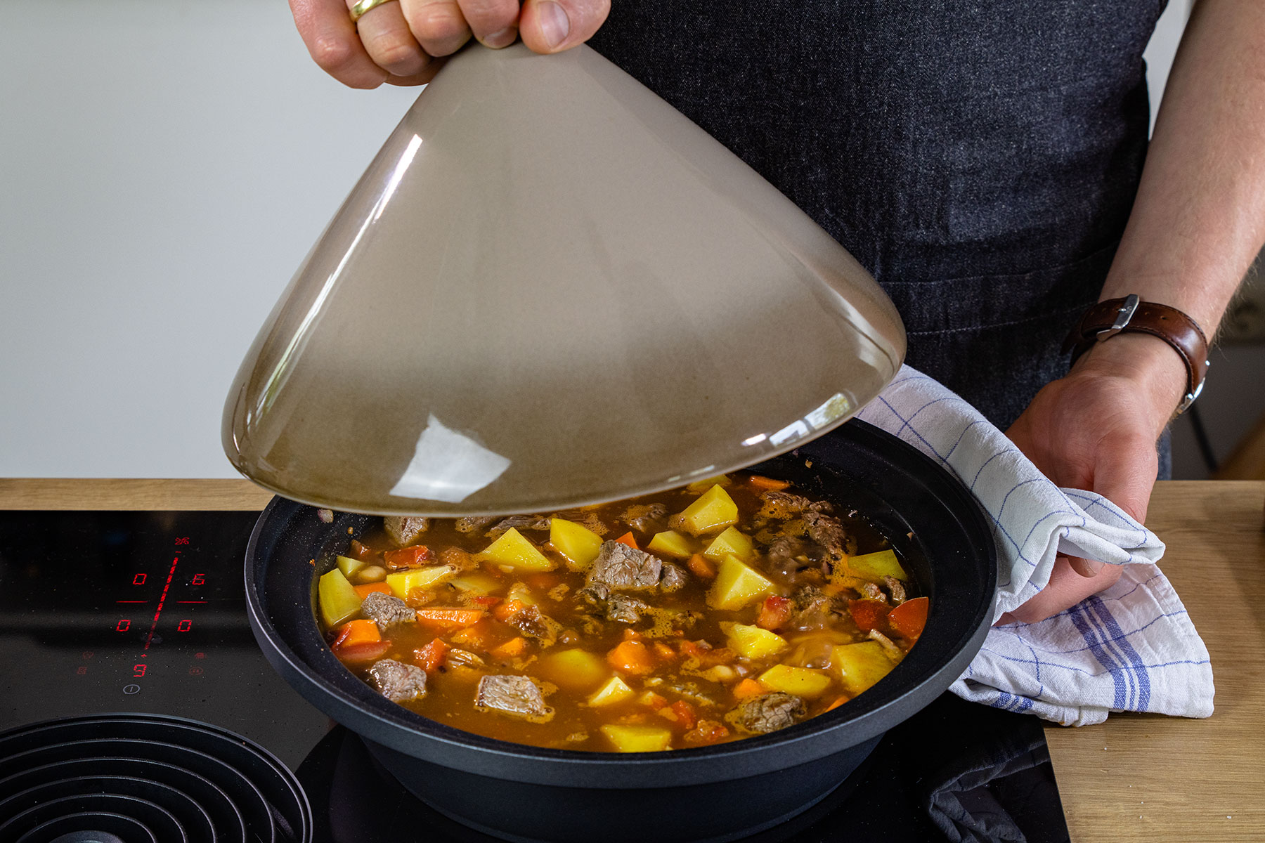 Tajine zudecken
