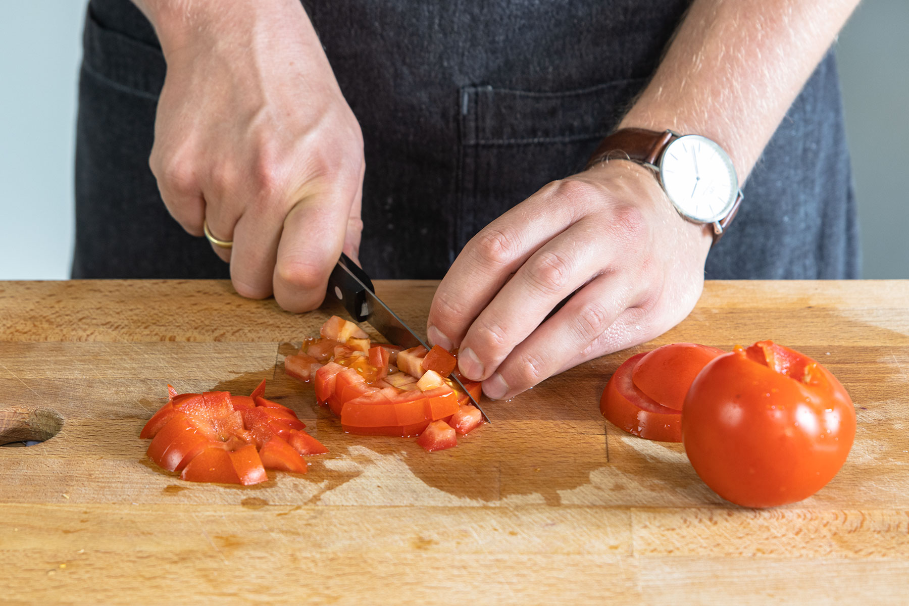 Tomaten schneiden