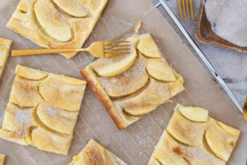 Ofen-Apfelpfannkuchen vom Blech