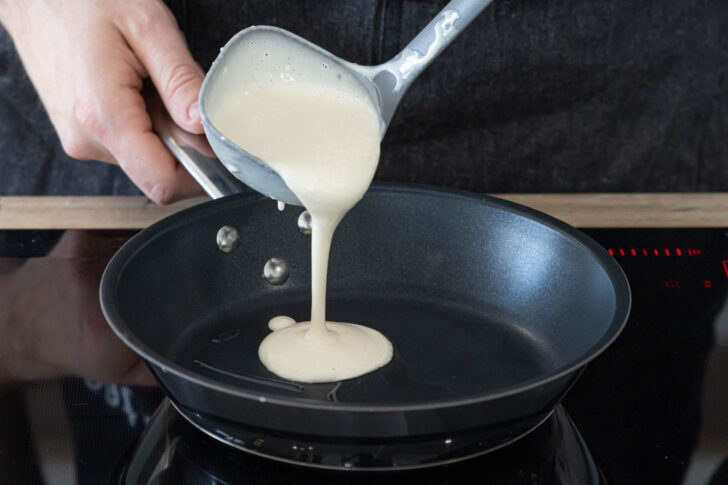 Pfannkuchen ohne Ei ausbacken