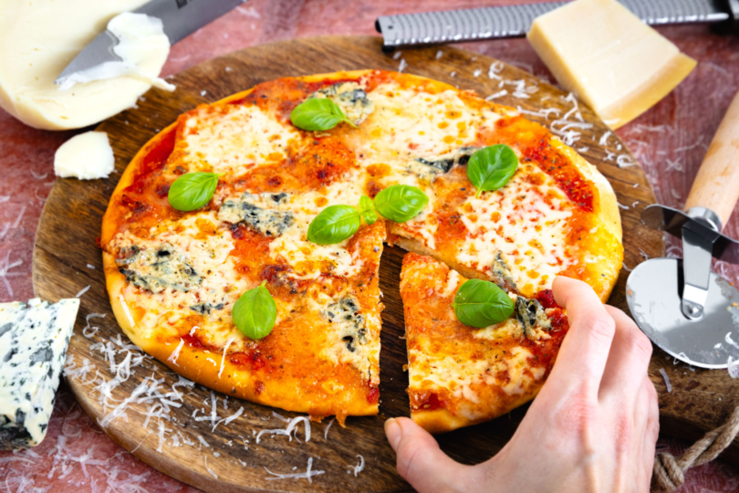 Pizza quattro formaggi