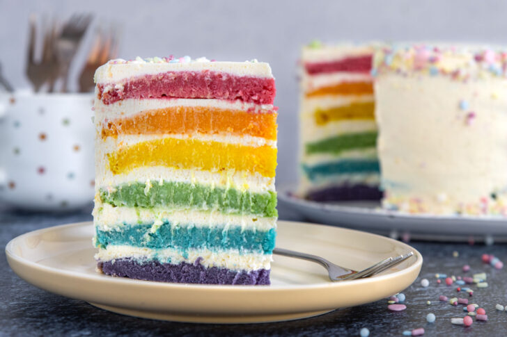 Regenbogenkuchen
