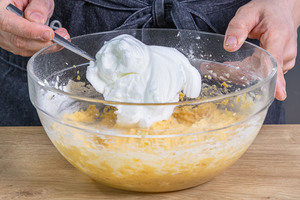 Eischnee unterheben