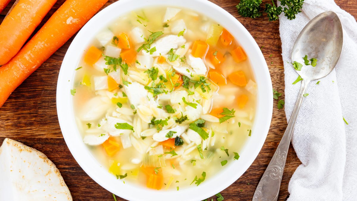 Schnelle Hühnersuppe | Rezept