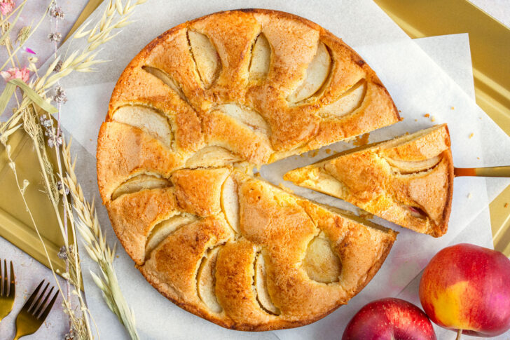 Versunkener Apfelkuchen Rezept, lecker, saftig und nach Omas Original Rezept