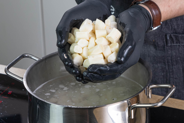 Schwarzwurzeln richtig zubereiten und kochen | Rezept