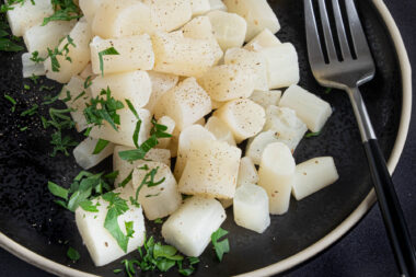 Schwarzwurzeln richtig zubereiten und kochen