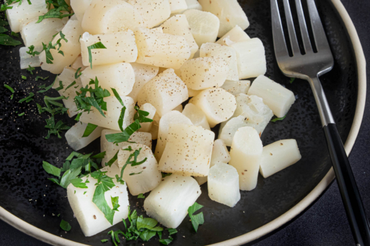 Schwarzwurzeln Aus Dem Glas Wie Lange Kochen Schwarzwurzeln richtig zubereiten und kochen | Rezept - eat.de