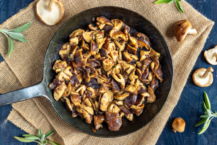 Shiitake-Pilze zubereiten