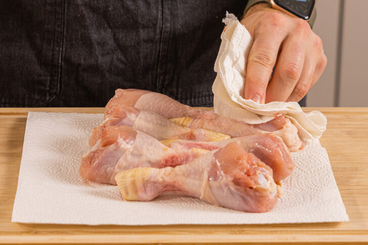 Hähnchen abtupfen
