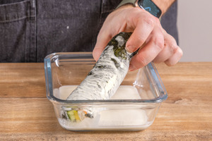 Sushi im Teig wälzen