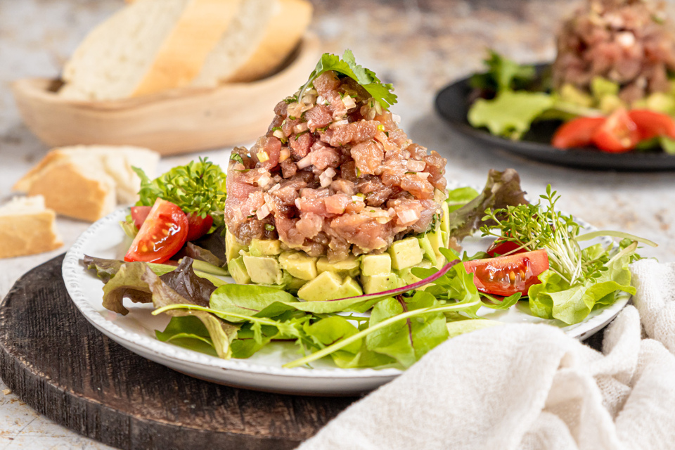 Thunfischtatar mit Avocado | Rezept- eat.de