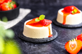 Vegane Panna Cotta mit nur 5 Zutaten