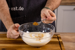 Kreuzkümmel dazugeben