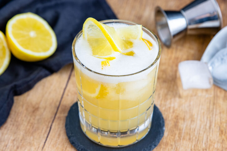 Whiskey Sour Cocktail
