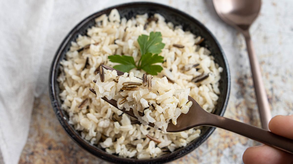 Wildreis kochen: Grundrezept | Rezept - eat.de