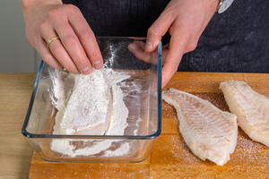 Fischfilet mehlieren