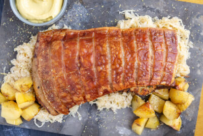 Gefüllter Schweinebauch