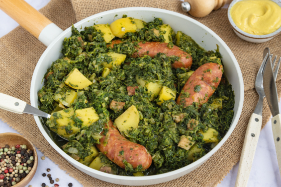 Grünkohl mit Mettenden | Rezept - eat.de