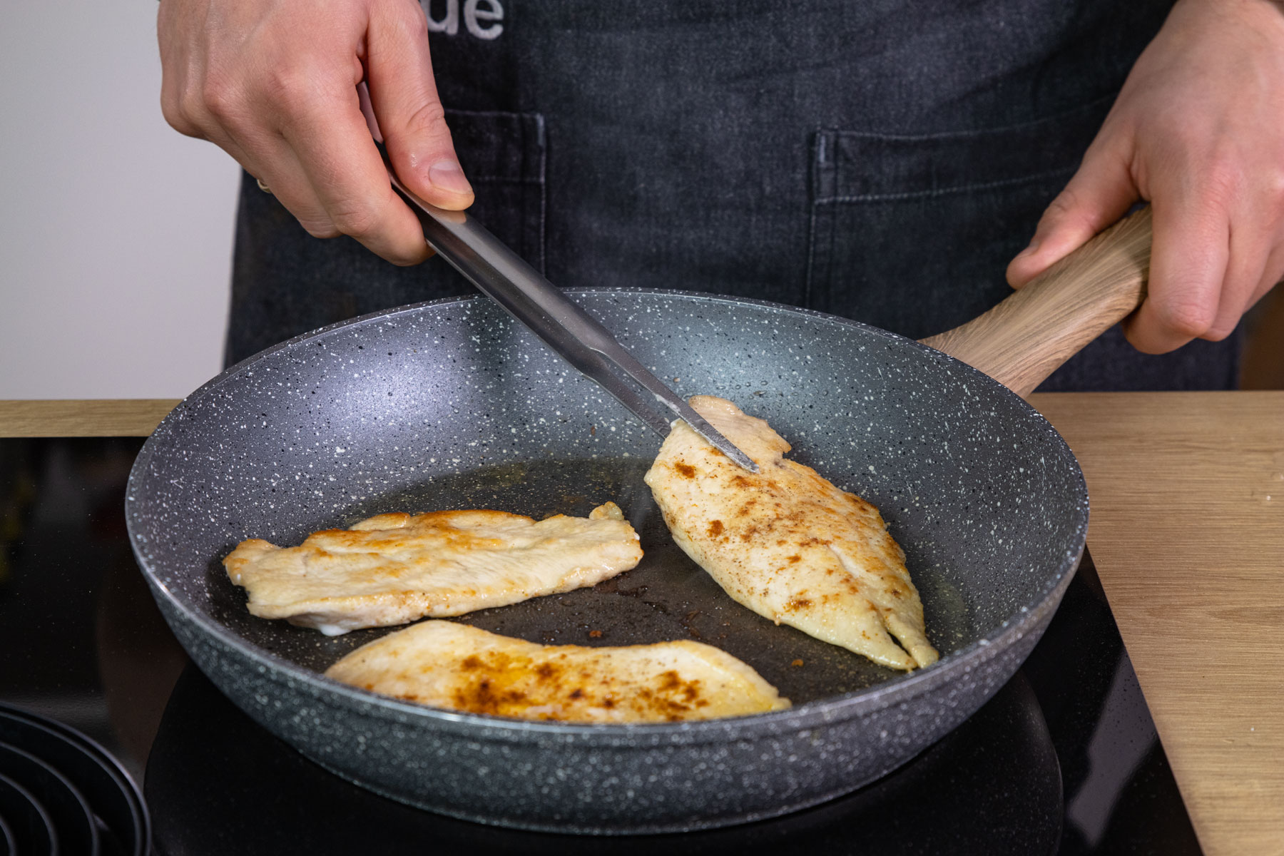 Hähnchenschnitzel vom Blech | Rezept - eat.de