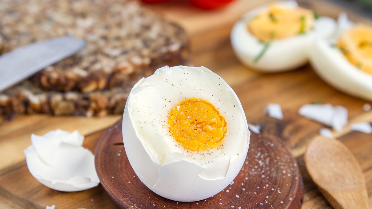 Hartgekochte Eier | Rezept - eat.de