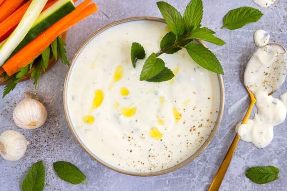 Joghurt-Minze-Dip | Rezept - eat.de