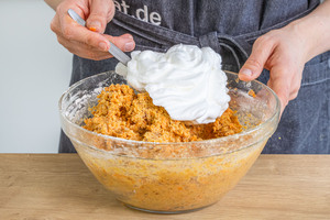 Eischnee unterheben