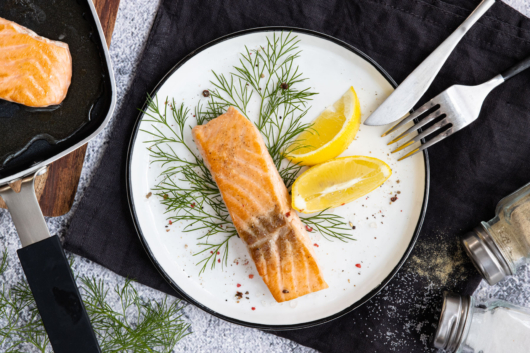 Lachs ohne Haut perfekt braten