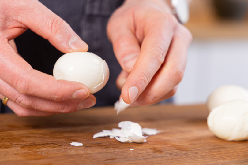 Eier schälen