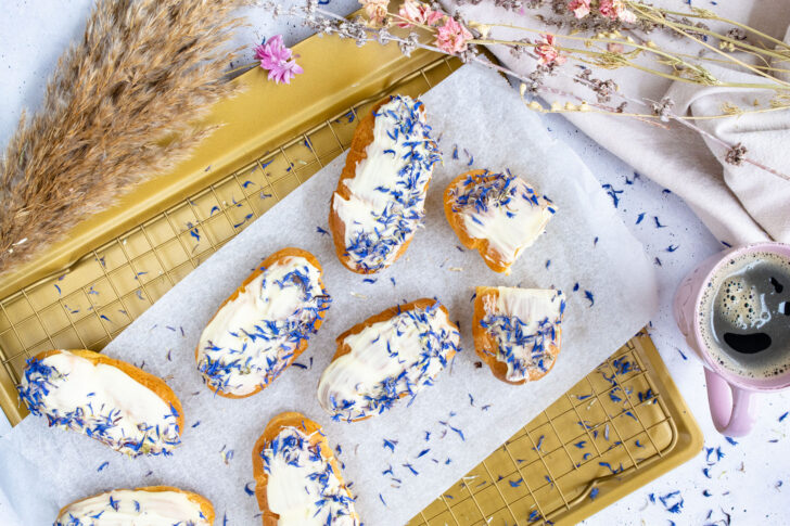 Mini Eclairs