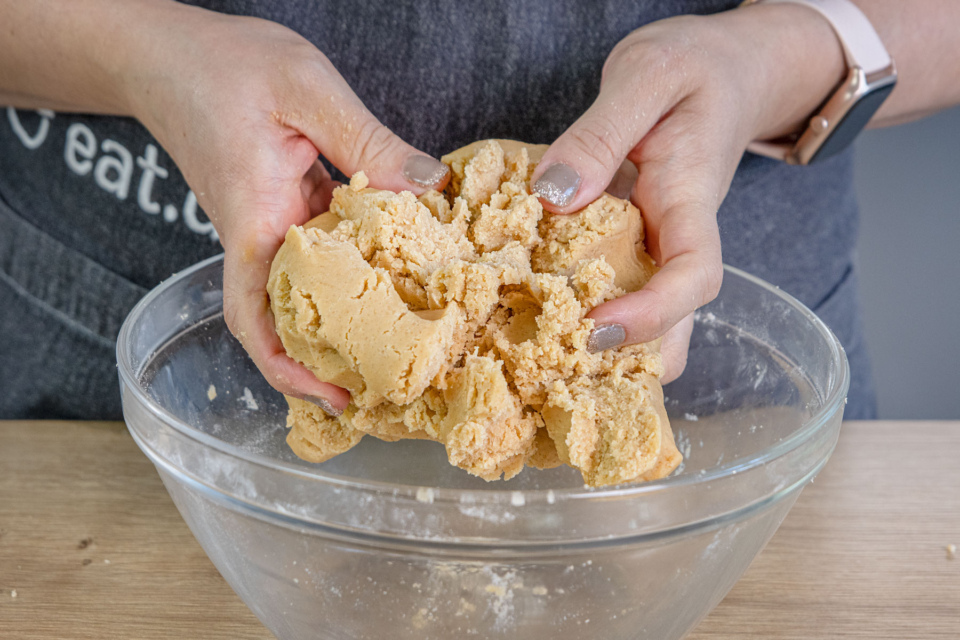 Mini-Nussecken mit Eischnee | Rezept