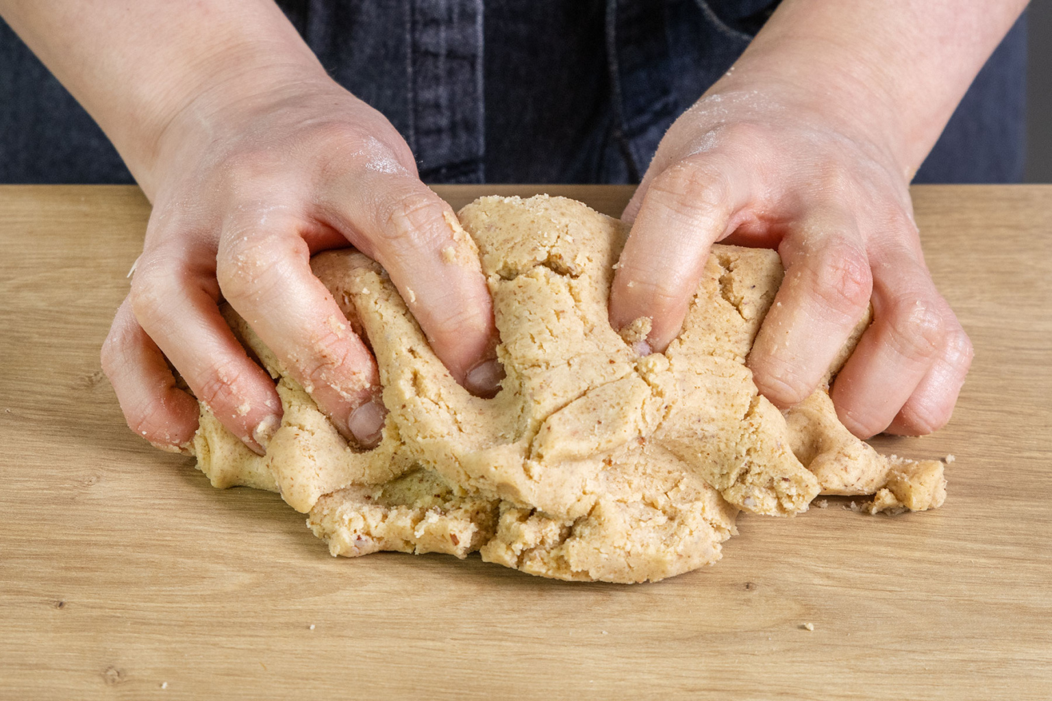 Omas Apfelweinkuchen | Rezept
